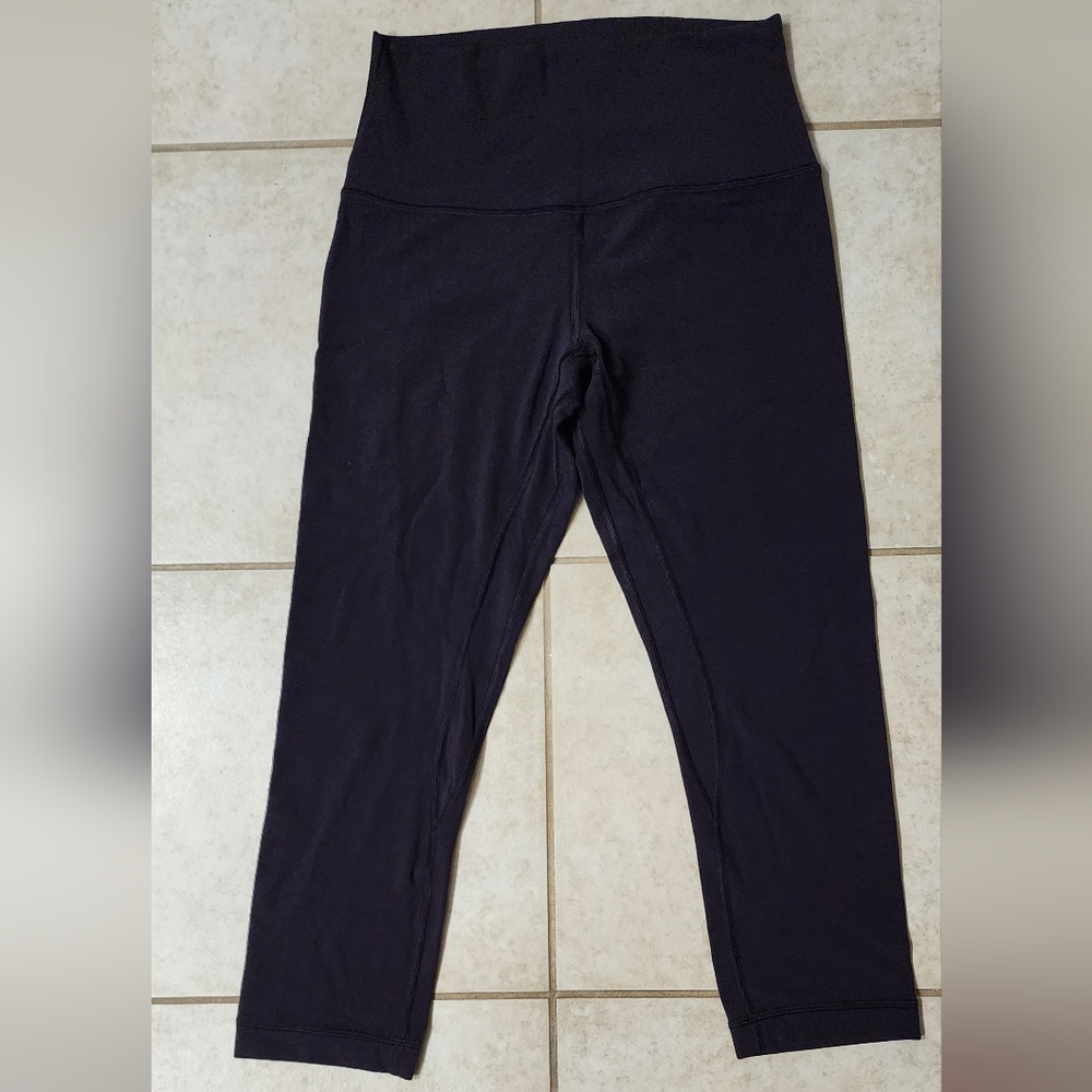 Lululemon Align crop